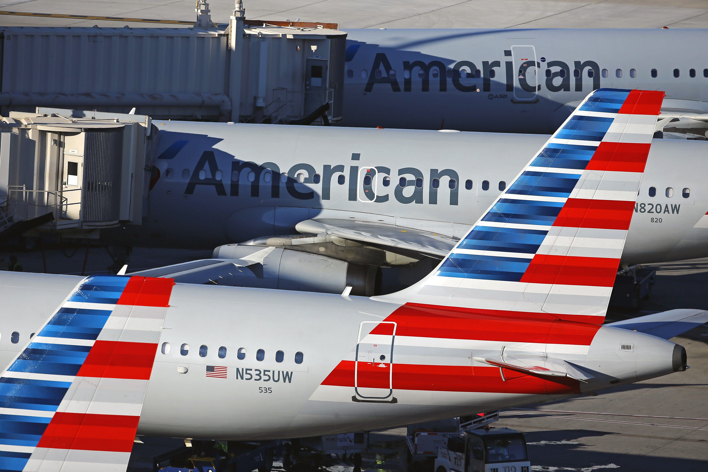 american airlines stroller check